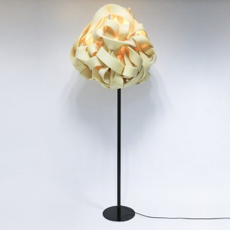 julien-kieffer-lampadaire-tagliatelle-170 €