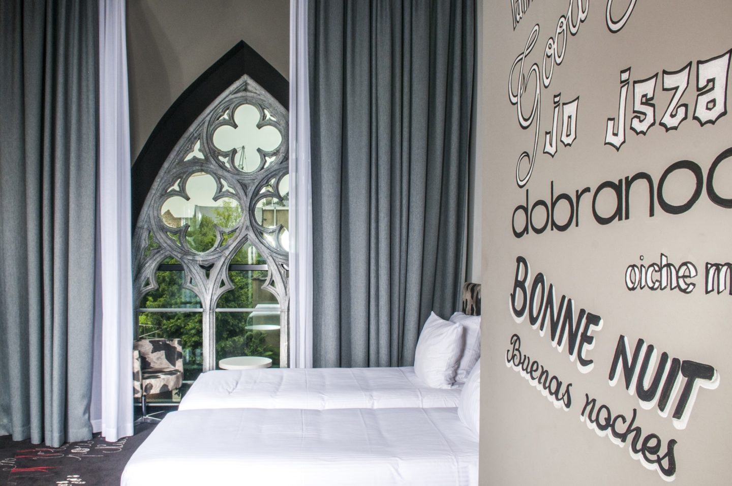 Martin's dream Hôtel à Mons Belgique. L'envergure des vestiges de l'histoire Emmanuelle Morice